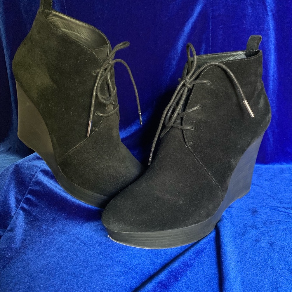 Michael Kors, “Pierce” Lace-Up Suede Leather